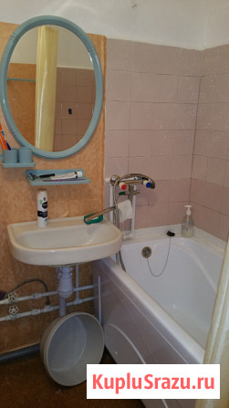 1-комнатная квартира, 36 м², 4/5 эт. в аренду посуточно в Сафоново Смоленской области Сафоново - изображение 3