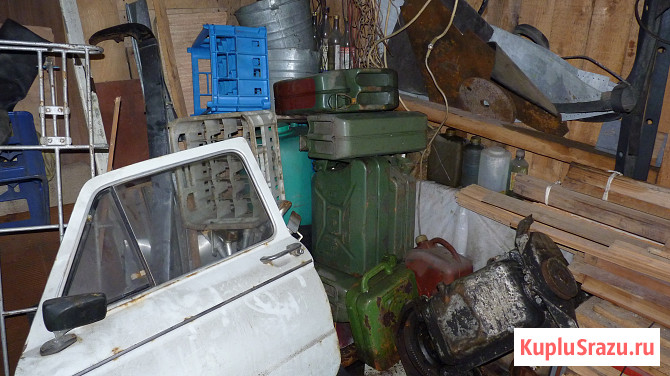 Канистра металическая 20л производство ГДР в хорошем состояни Санкт-Петербург - изображение 1