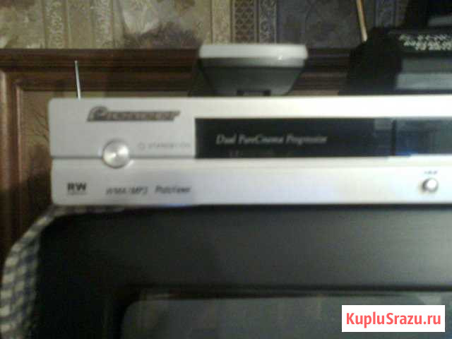 2 Двд проигрывателя pioneer DV - 393 и пионер Владимир - изображение 1