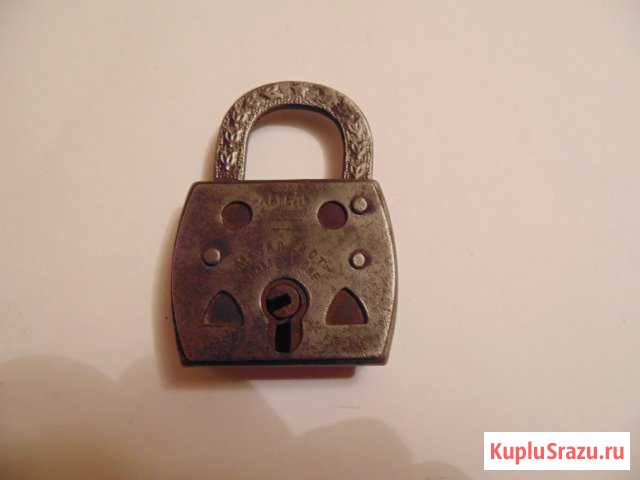 Старинный Замок, Клеймо Артель Металист 1956 год Нелидово - изображение 1