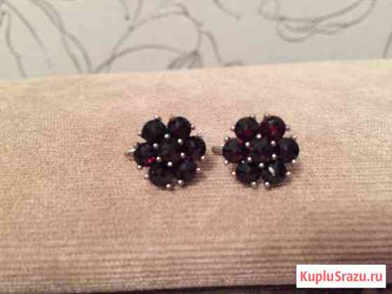 Серебряные серьги с чешскими гранатами Москва