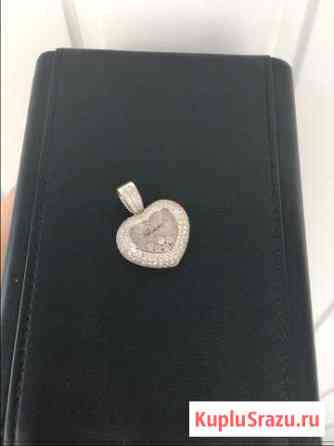 Золотой кулон с бриллиантами Москва