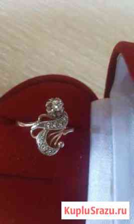 Кольцо с бриллиантами очень красивое Москва