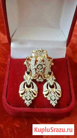 Золотой комплект с бриллиантами подвески и кольцо Москва - изображение 1