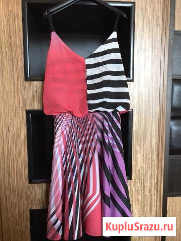 Платье Guess by Marciano Магнитогорск - изображение 1