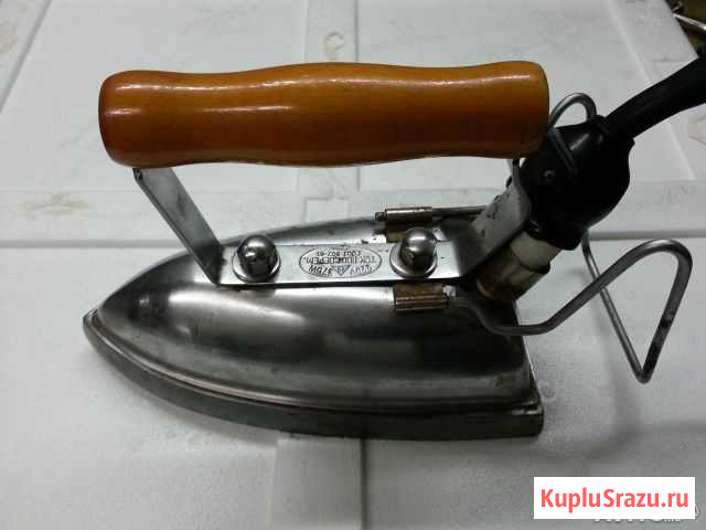 Утюг 1956 г Киржач - изображение 1