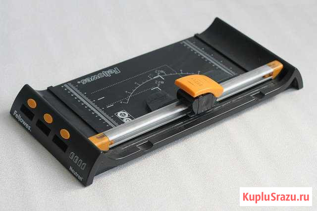 Резак для бумаги Fellowes Neutron A4 Киров - изображение 1