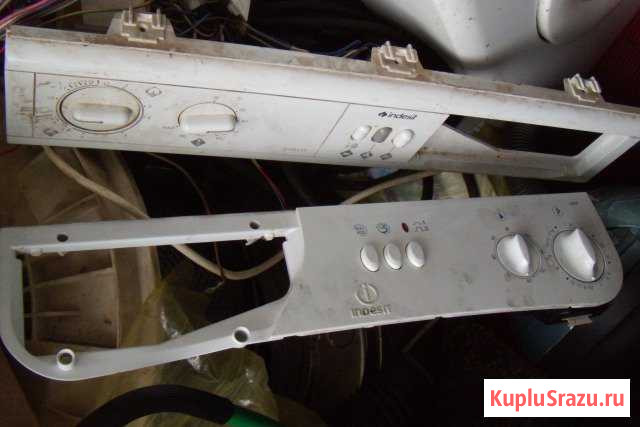 На запчасти Indesit W83T EX и 898XW Ariston AL149X Оренбург - изображение 1