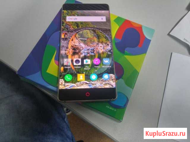 ZTE Nubia Z11 Blak Gold 6Gb. 64Gb Киров - изображение 1