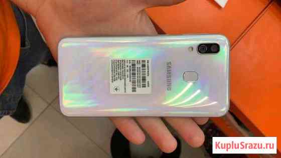 SAMSUNG A40 64/4 white Судак