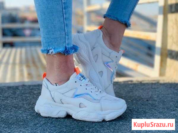 Кроссовки Новочебоксарск - изображение 1