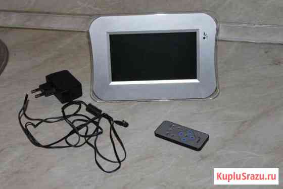 Цифровая фоторамка Genius PF-701 Белгород