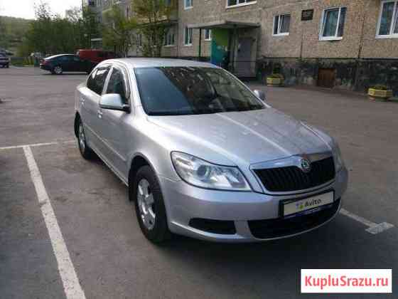 Skoda Octavia 1.6 МТ, 2010, хетчбэк Молочный