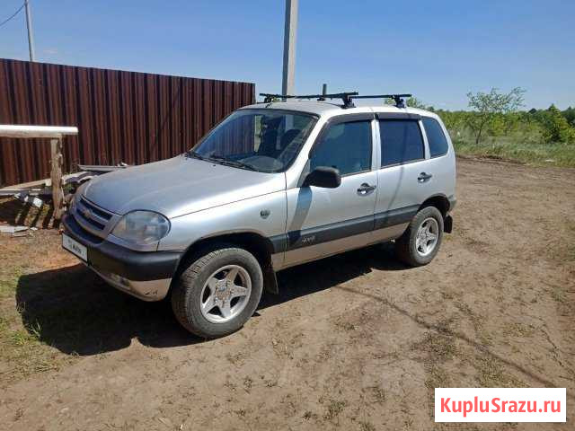 Chevrolet Niva 1.7 МТ, 2003, внедорожник Кинель - изображение 1