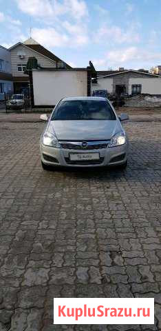 Opel Astra 1.6 AMT, 2010, седан Дубна - изображение 1