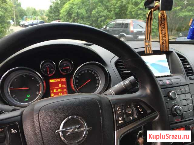 Opel Insignia 2.0 AT, 2013, седан Селятино - изображение 1