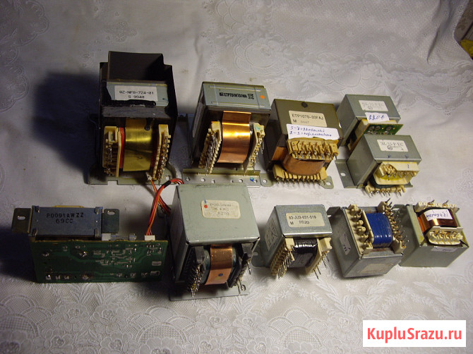 Трансформаторы от музыкально центра и не только 9 штук Челябинск - изображение 1