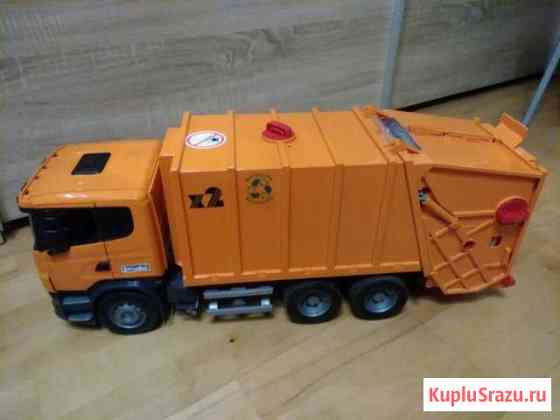 Мусоровоз Bruder Scania Форносово