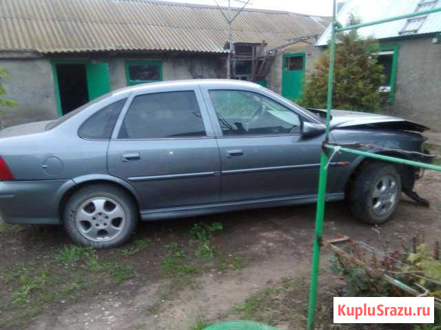 Opel Vectra 1.6 МТ, 2001, седан, битый Маркс - изображение 1