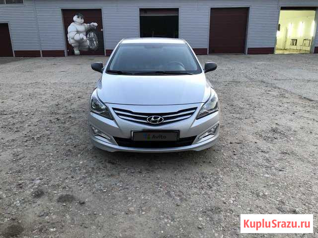 Hyundai Solaris 1.4 AT, 2015, хетчбэк Рославль - изображение 1