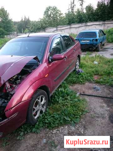 Ford Focus 1.6 МТ, 2004, седан, битый Шишкин Лес - изображение 1