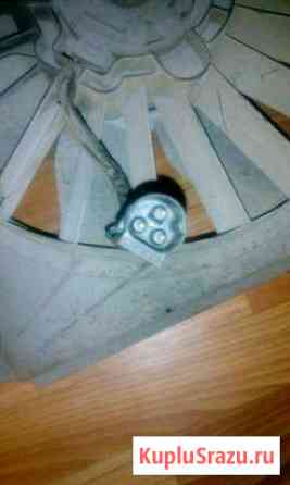 Продам вентилятор радиатора Волхов