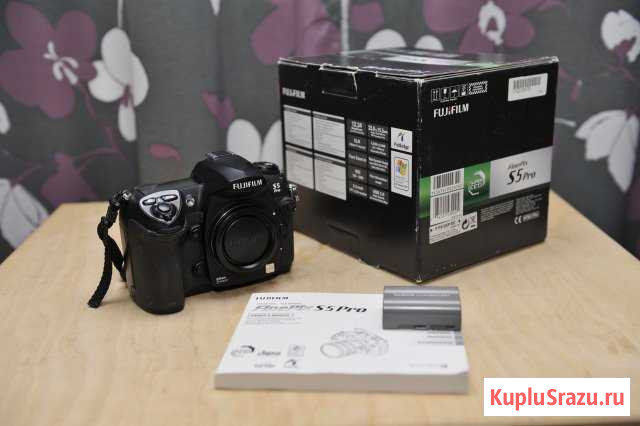 Зеркальный фотоаппарат Fujifilm s5 pro Саров - изображение 1