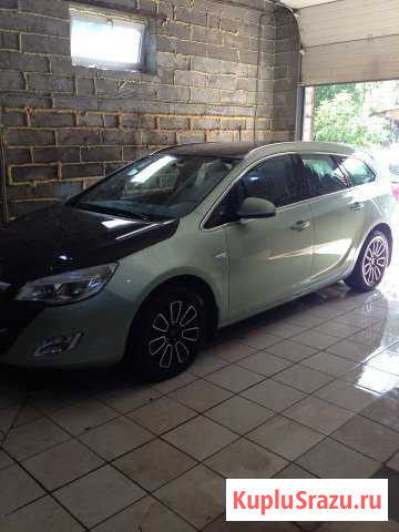 Opel Astra 1.6 МТ, 2012, универсал Суздаль - изображение 1