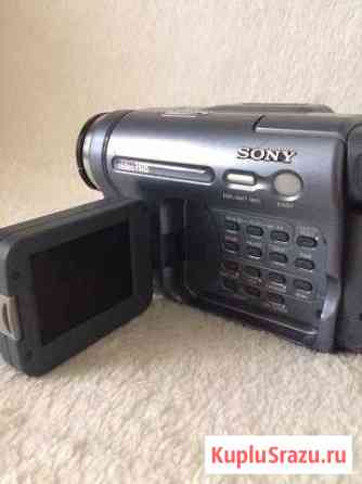 Видеокамера Sony CCD-TRV228E Handycam videoHi8 Губкин