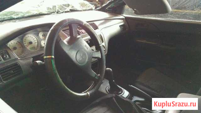 Mitsubishi Lancer 1.6 МТ, 2005, седан, битый Курган - изображение 1