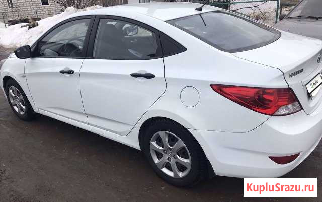 Hyundai Solaris 1.4 МТ, 2012, седан Красное-на-Волге - изображение 1