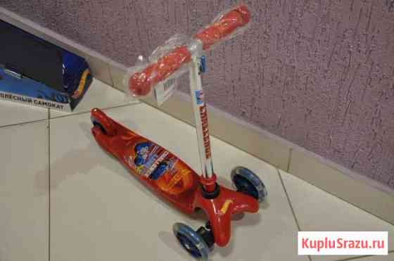 Самокат трехколесный Hot Wheels со свет. колесами Тула