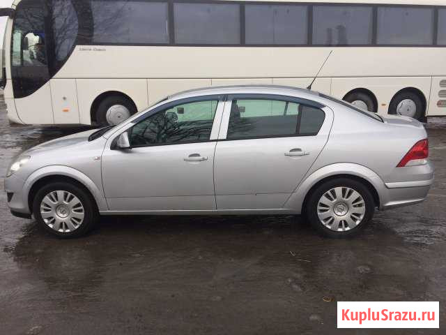Opel Astra 1.8 AT, 2012, седан Октябрьский - изображение 1