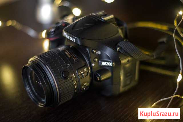 Зеркальный фотоаппарат Nikon D5200 с объективом Волгодонск - изображение 1