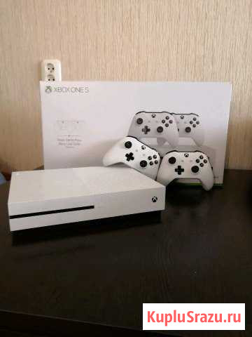 Xbox one s 1tb Камышин - изображение 1
