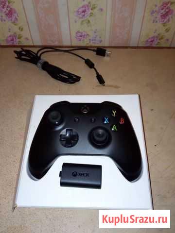 Беспроводной Геймпад Xbox ONE (+оригинальный акум) Иркутск - изображение 1