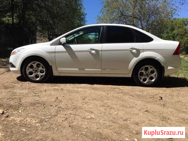 Ford Focus 1.6 AT, 2010, седан Гай - изображение 1