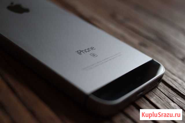 iPhone SE 32 GB Мичуринск - изображение 1