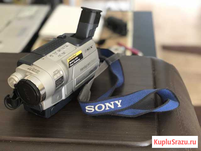 Видеокамера HI8 (Video8) Sony CCD-TRV218E Бугульма - изображение 1