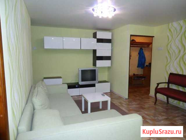 3-к квартира, 56 кв.м., 5/5 эт. Кировск - изображение 1