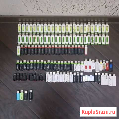 Флешки 2,4,8,16Gb Сургут - изображение 1