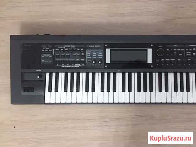 Синтезатор Ronald GW-8 Калининец - изображение 1