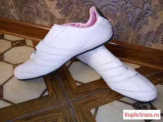Новые кроссовки Nike кожаные 37/38 Краснодар