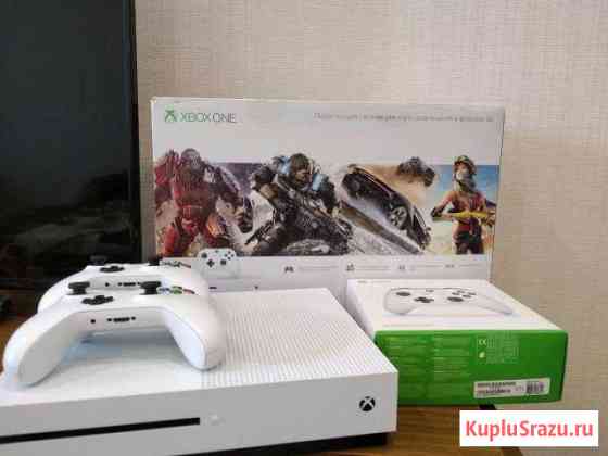 X box One S 500 Гб + 2 геймпада Краснообск