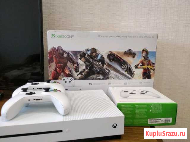 X box One S 500 Гб + 2 геймпада Краснообск - изображение 1