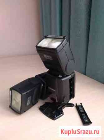 Две фотовспышки Yongnuo Speedlite YN460-II Московский