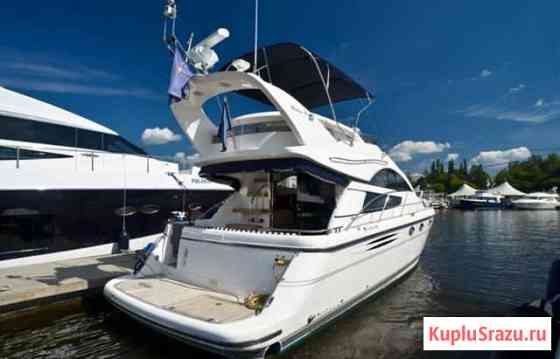 Моторная яхта Fairline Phantom 40 Сочи