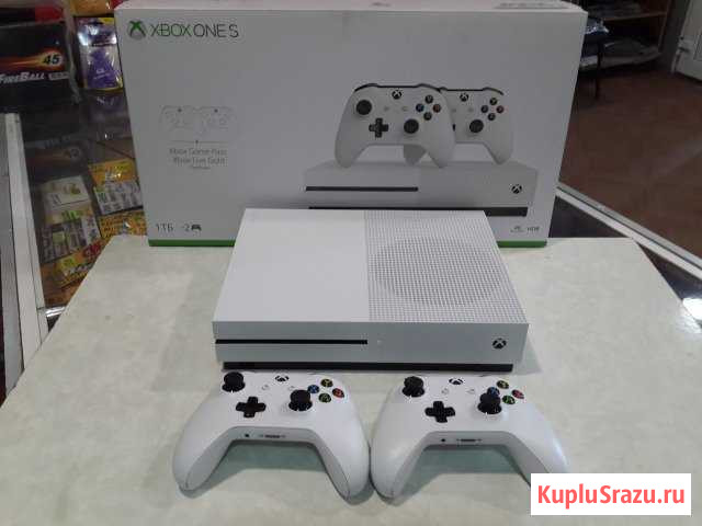 Xbox ONE S 1 TB- 2 джойстика - игры Гуково - изображение 1