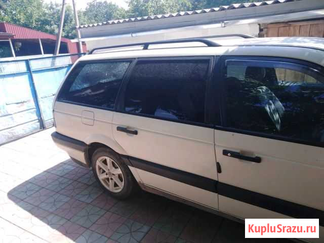 Volkswagen Passat 1.8 МТ, 1991, универсал Каменномостский - изображение 1