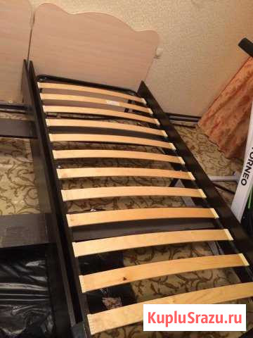 Кровати односпальные Дубовое - изображение 1